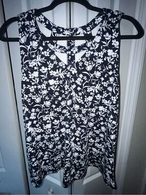 Market & Spruce women’s floral cage back tank top navy blue & white size Large